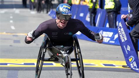 Thomas recovers from marathon journey to win World Table 